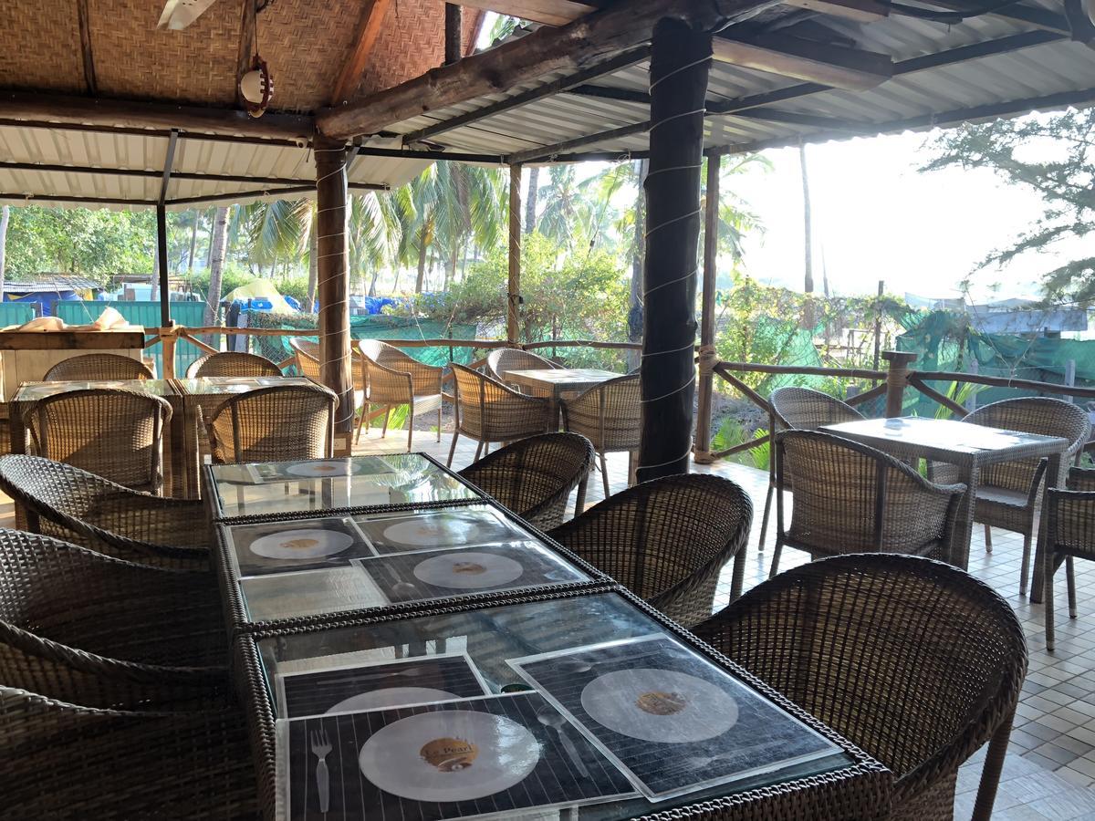 The Verda Le Pearl Candolim Esterno foto