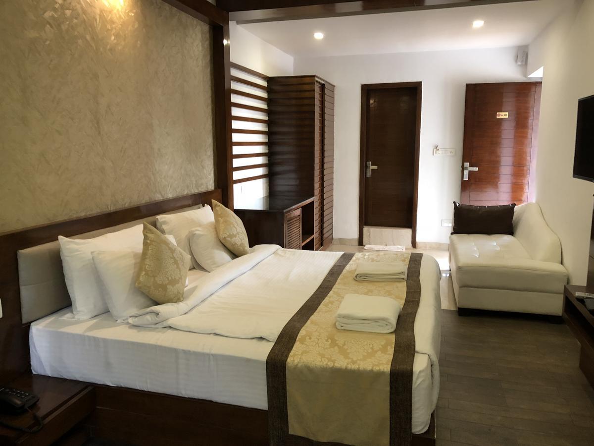 The Verda Le Pearl Candolim Esterno foto